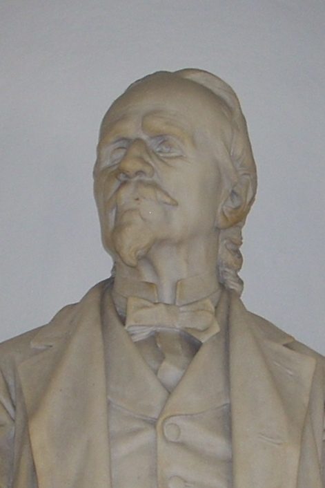 Andrea Verga's bust, Padiglione Ponti, Policlinico, Milan - 02.jpg
